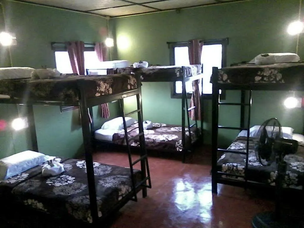 Baan Chalok Hostel Ko Tao